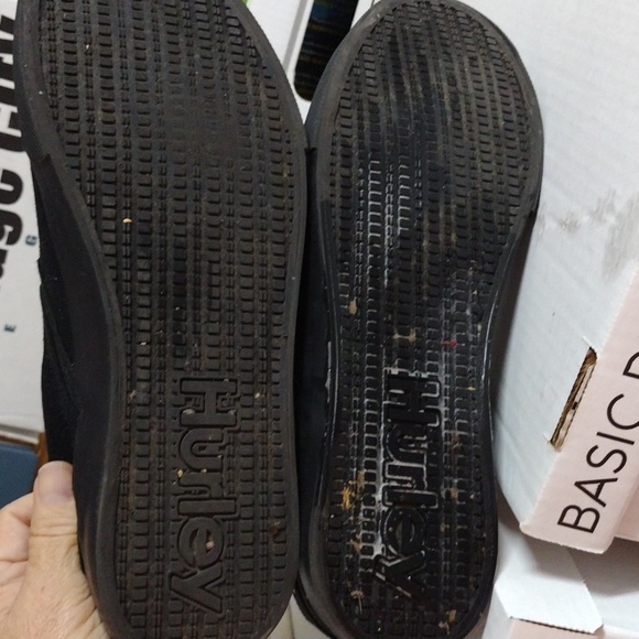 Men's size 13 Hurley canvas shoes - Picture 5 of 7